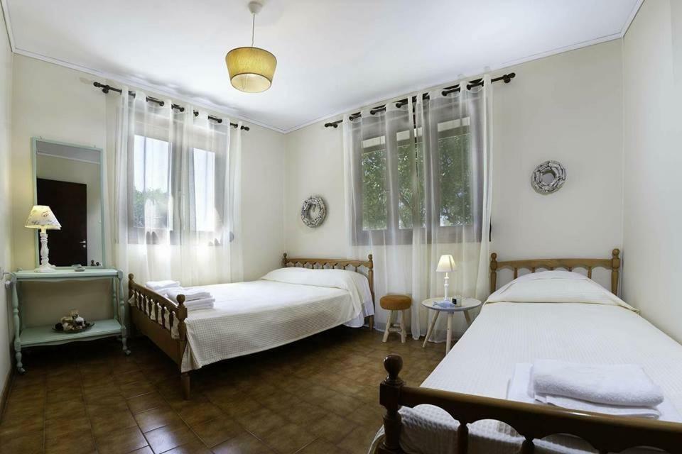To Ktimataki Villa อากิออส กอร์ดิออส ภายนอก รูปภาพ